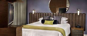 Hyatt Centric The Pike Long Hotel 4*