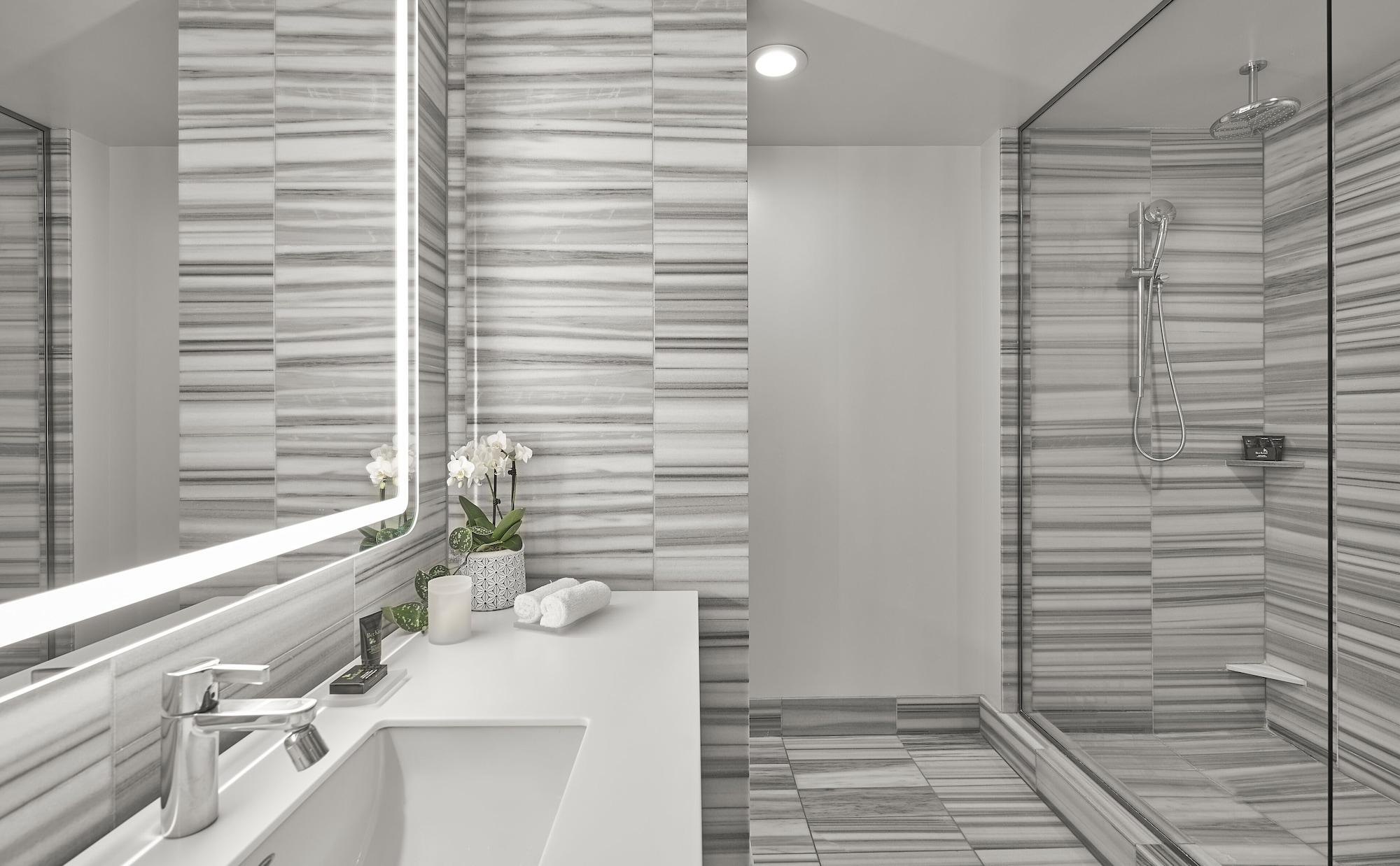 Hotel Hyatt Centric The Pike Long 4*