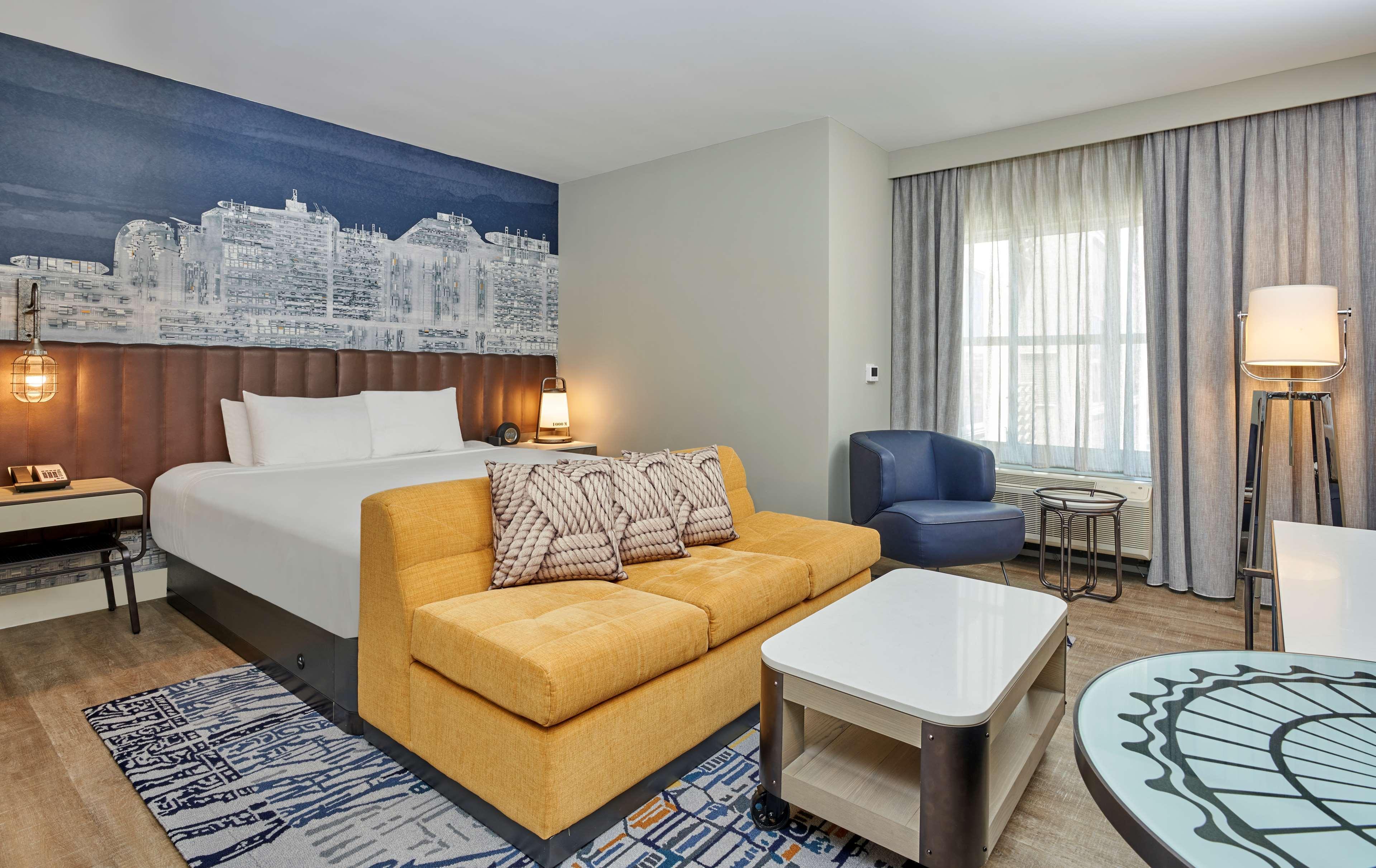 Hyatt Centric The Pike Long Hotel 4*