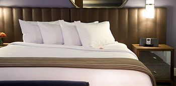 Hyatt Centric The Pike Long 4*