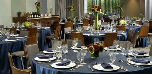 Hyatt Centric The Pike Long Hotel 4*